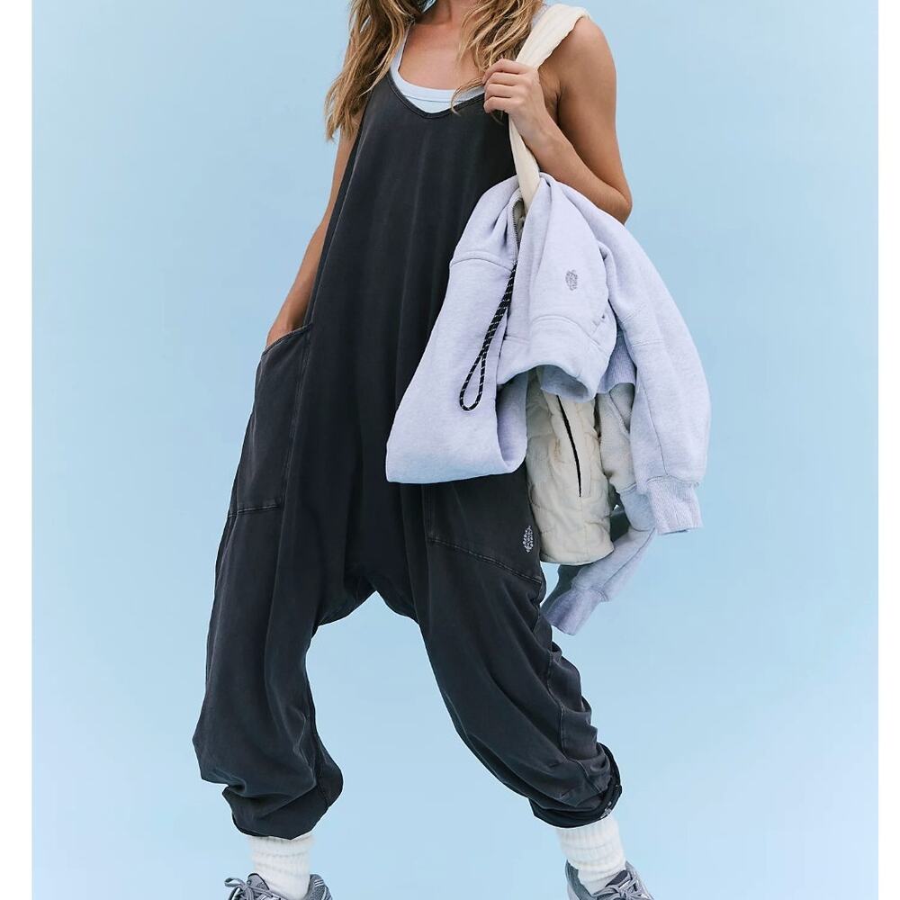 Hot Shot Onesie FP Movement Gray/Black Loose Fit Jumpsuit Large One Piece Romper